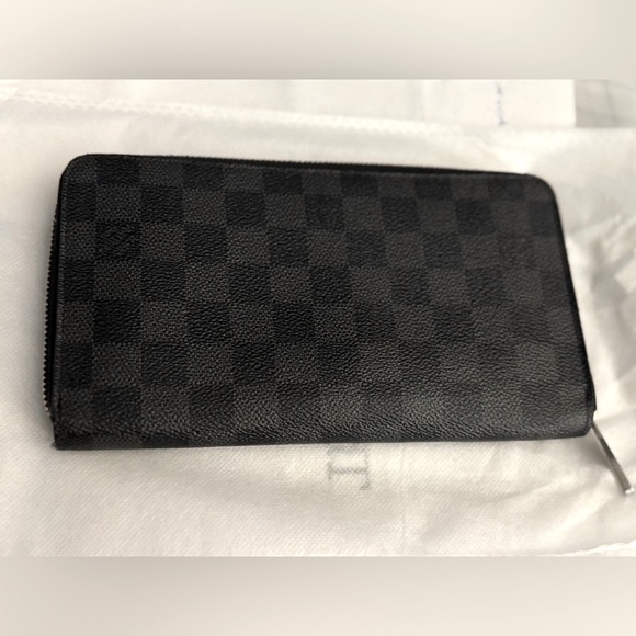 Louis Vuitton Damier long wallet - Picture 1 of 12